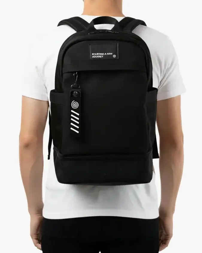 Morral Journey Croma Negro Modelo Hombre