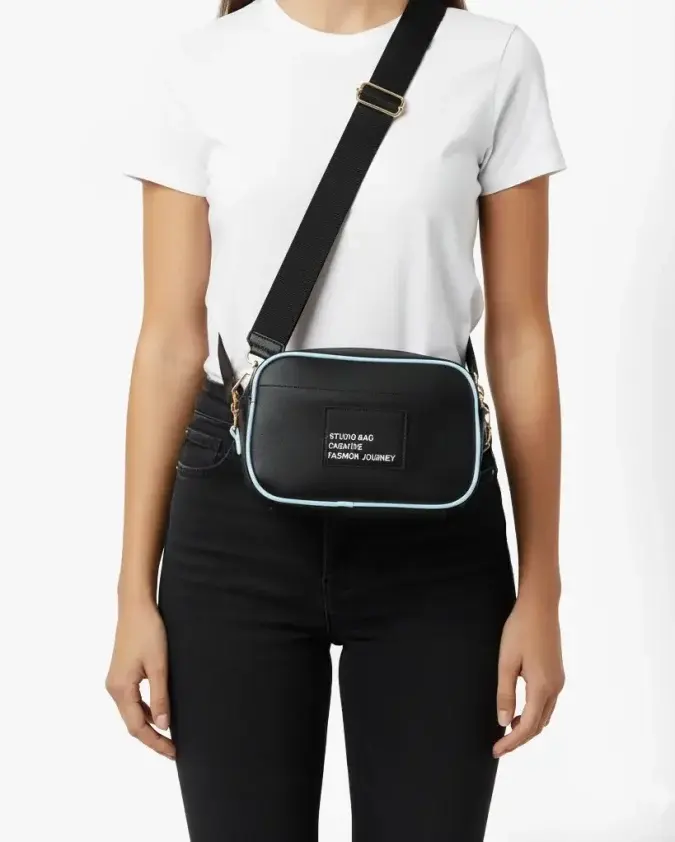 Minitec Essential Negro Modelo