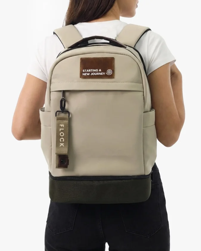 Journey Croma Beige Modelo Mujer