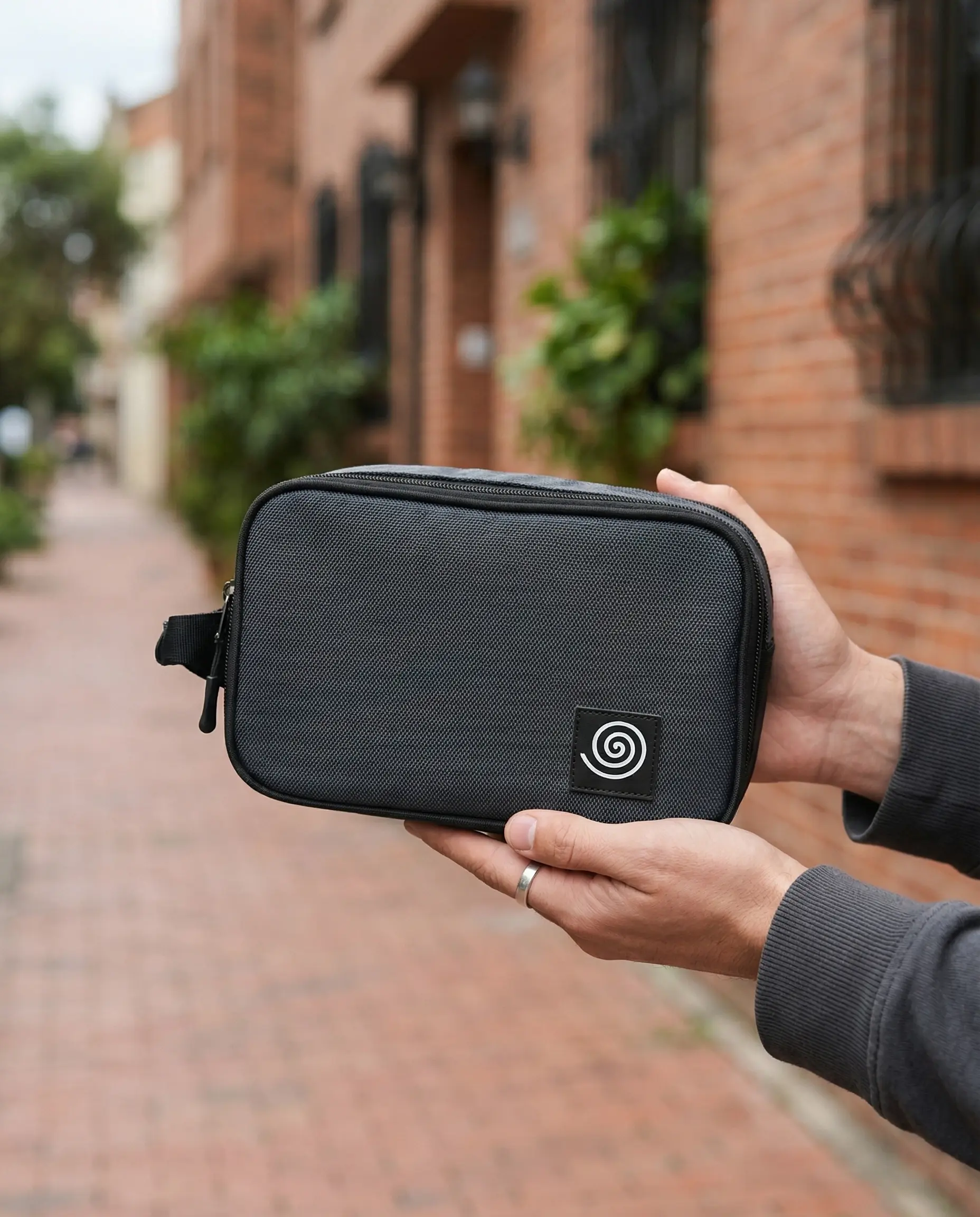 Neceser essential exterior