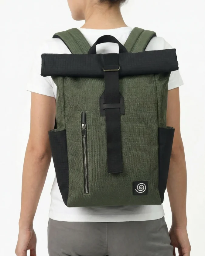 Rolltop Lokari Classic Verde Modelo Mujer